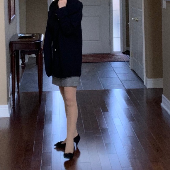 CLASSIC PURE VIRGIN WOOL MINI SKIRT - LINED - Picture 2 of 9